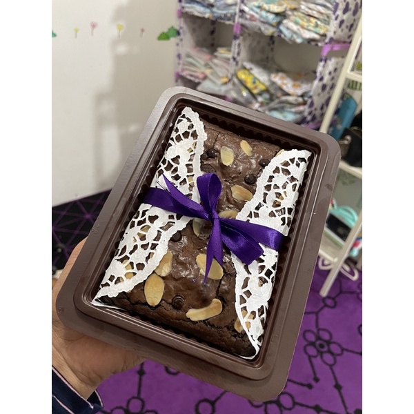 

Fudgy Brownies Shiny Crust Premium