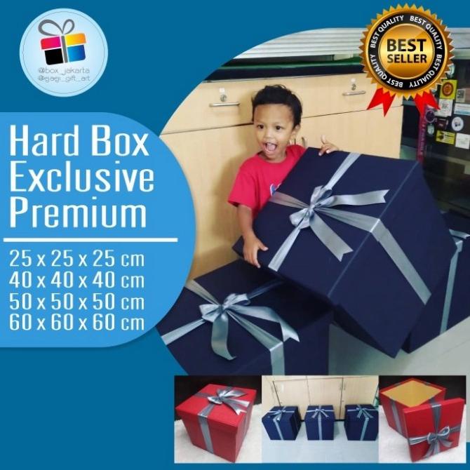 

GIFT BOX PREMIUM SIZE 40X40X40 CM DSG54546WE