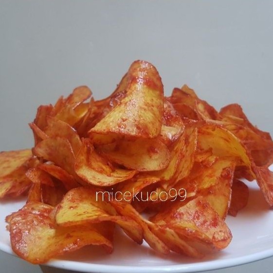 

KERIPIK SINGKONG BALADO PEDAS MANIS 500GR / KRIPIK / HOT SWEET CASSAVA CHIPS