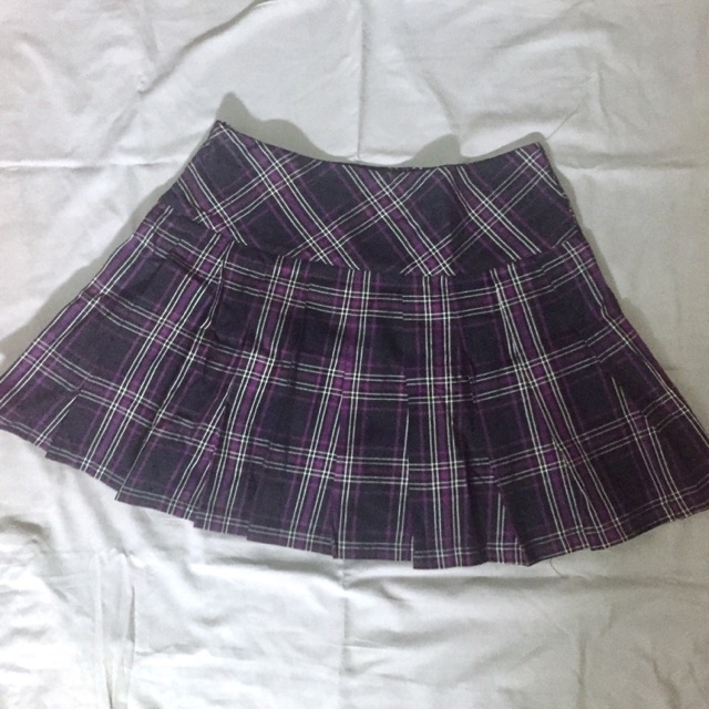 Rok Ungu