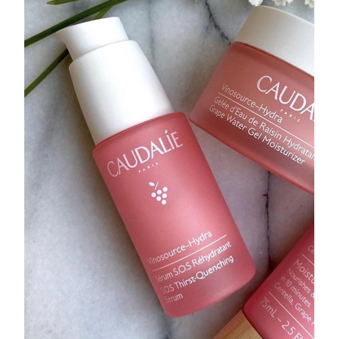 CAUDALIE - Vinohydra  Hyaluronic Serum - CAUDALIE Hydra Serum