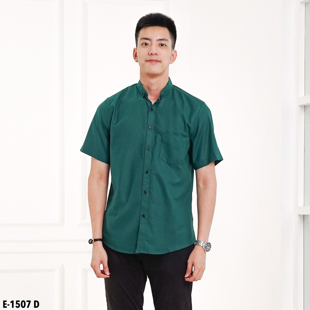 Kemejalaku Kemeja Polos Katun Pria SHORT RAMI BASIC DARK GREEN E-1507D