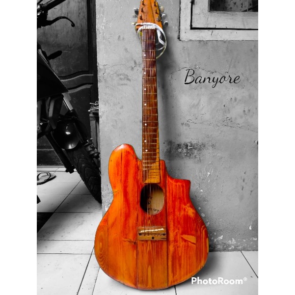 Gitar Akustik Banyore Full Solid