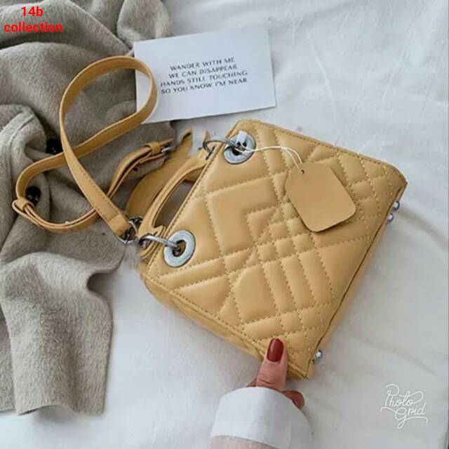 Rully68_Tas Selempang DlOR mini / Tas wanita kekinian / Tas kore/Tas murah