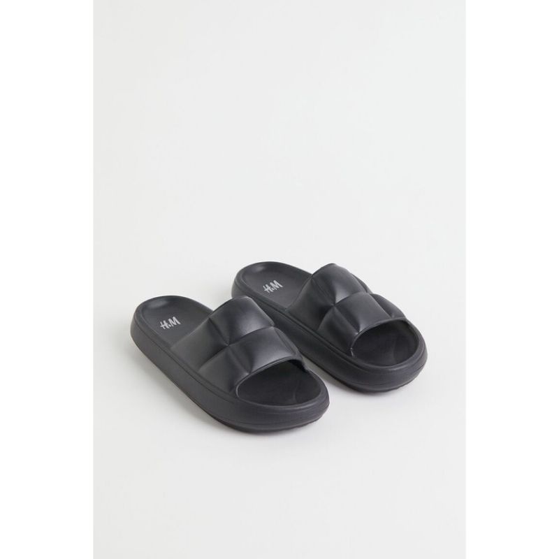 H*M PREMIUM RUBBER SANDALS+FREE PAPERBAG