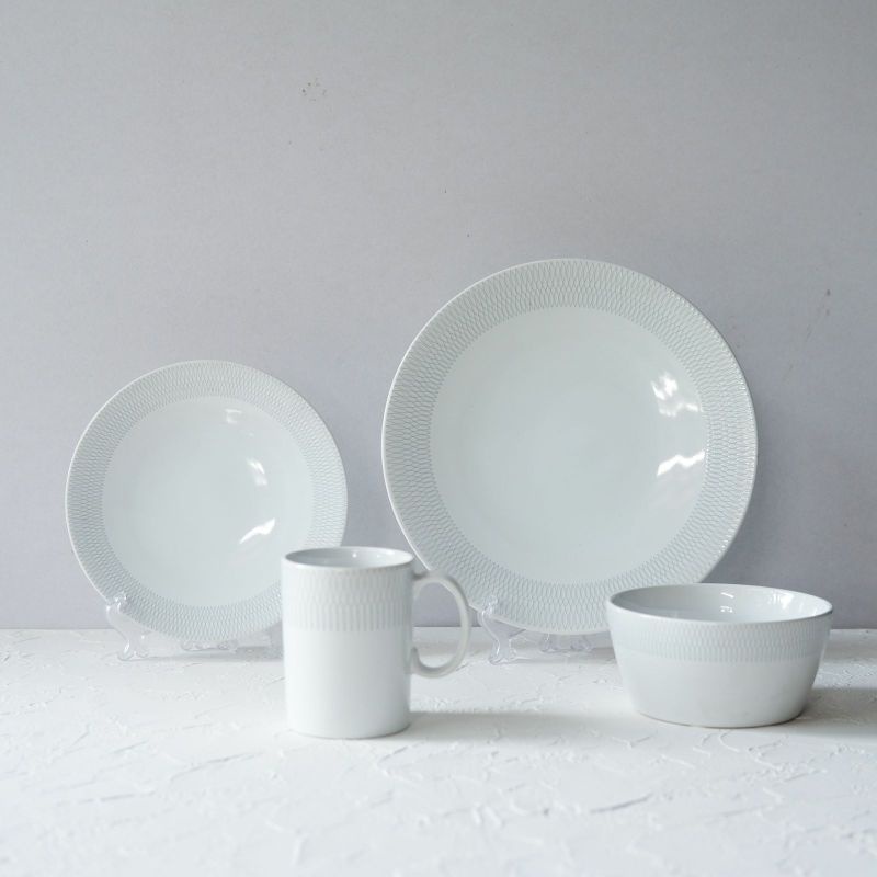 Hampers Set Piring Keramik Pearl White Custom (1DP,1SP,1 Bowl, 2 mug)