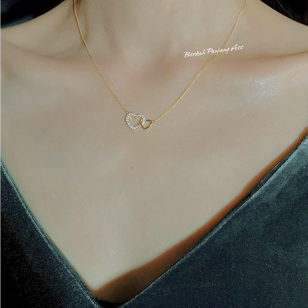 KALUNG TITANIUM LOVE DUA PERMATA ZIRCON DESAIN TRENDI KELAS MENENGAH ANTI KARAT&amp;ANTI LUNTUR