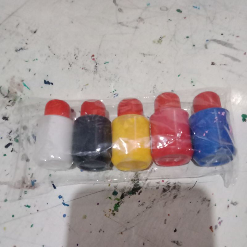

Paket Cat 5 Warna