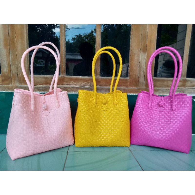 Tas Anyaman Jali Motif Warna-Warni/Tas Cantik