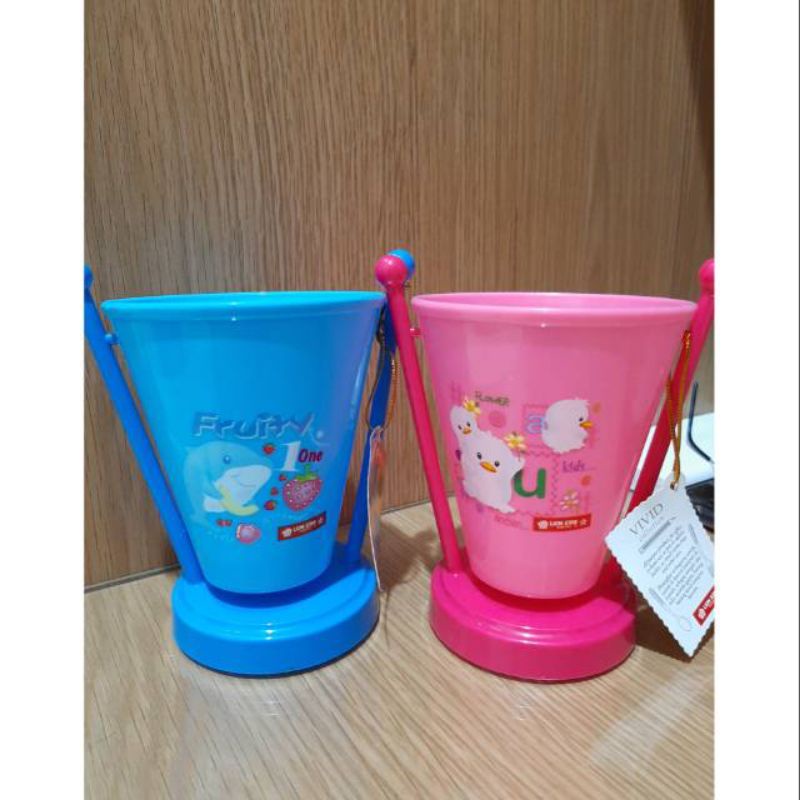 

Tempat pensil lion star/lion star fe-6 swing