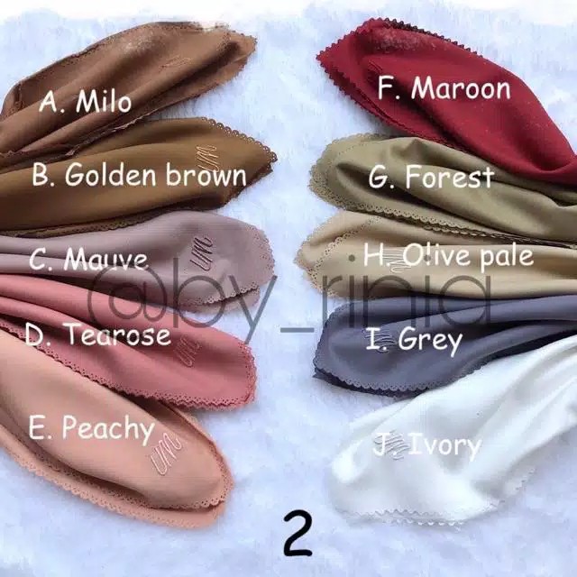 HIJAB SEGIEMPAT LASERCUT VOAL MIRACLE UMAMA-3