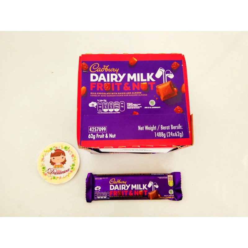 

.Eceran coklat Cadbury dairy milk 62 gr hazelnut fruit and nut black forest cashew ( ds bgr )