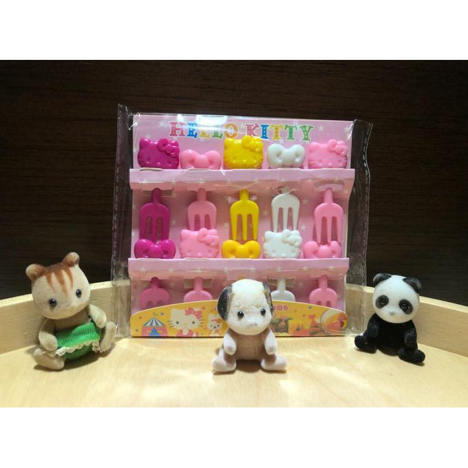 

tusukan buah makanan fruit food pick bento bekal sekolah hello kitty