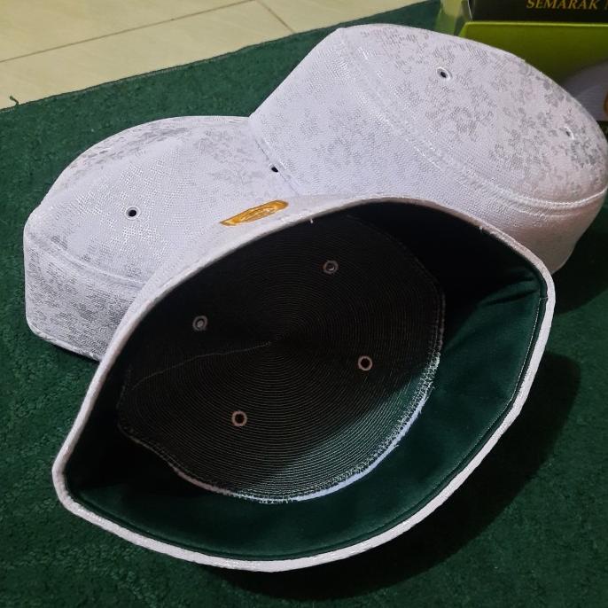 kopiah HJ abdul karim A5