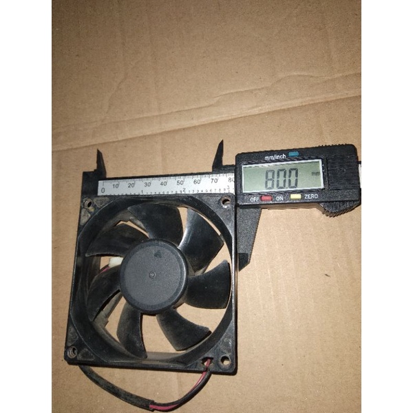 KIPAS DC FAN 12VOLT 8X8