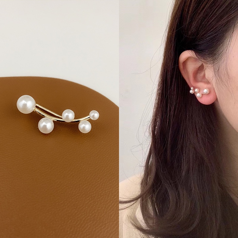 Minimalist pearl love glossy inlaid zirconium, no piercing, no rust, hypoallergenic, ladies ear bone clip earrings clip earrings, Korean fashion accessories