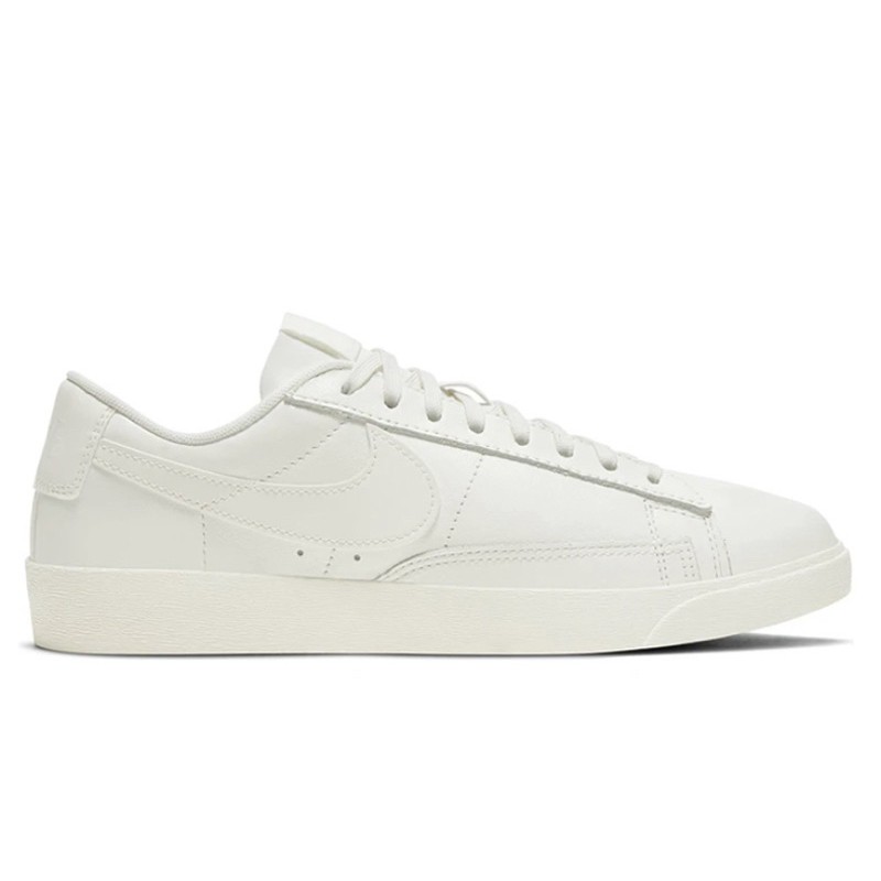 nike women blazer low