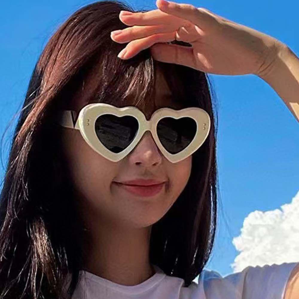 Mxbeauty Love Heart Kacamata Sexy Mewah Merek Fashion Visor Eyewear Bingkai Besar V Surat Cinta Hati Hitam Wanita Sunglasses