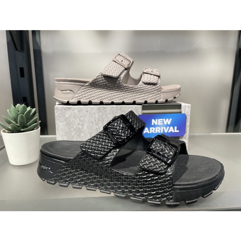 SKECHERS ARCH FIT FOOTSTEPS WOMEN'S Sandals