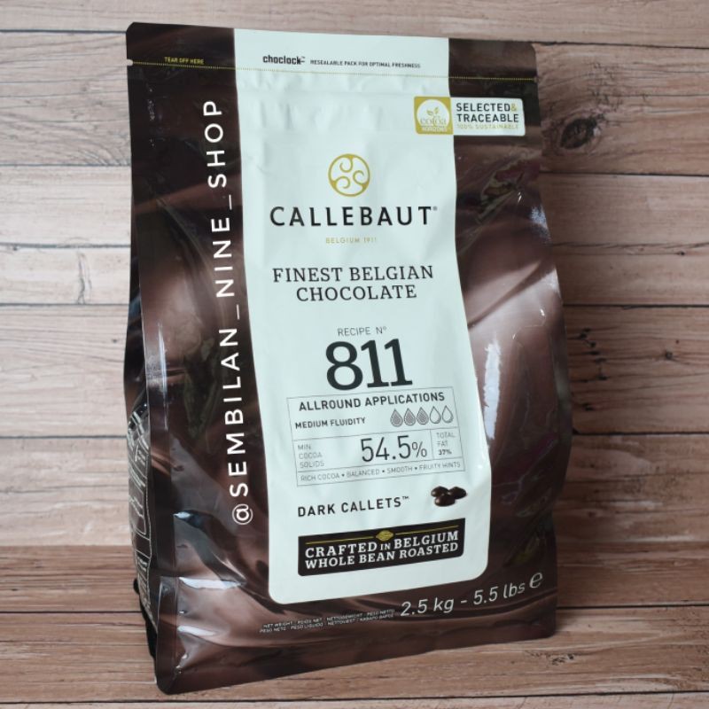 

CALLEBAUT 811 DARK Callets 54,5% DARK Chocolate Couverture 2,5 KG Cokelat Coklat Belgian Belgium