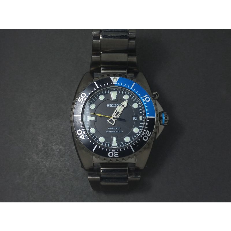 Black Seiko Kinetic SKA579P1 Special Edition Diver Watch