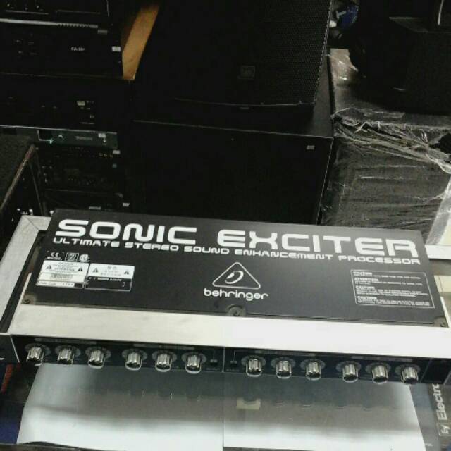 Behringer Enhanser SX 3040