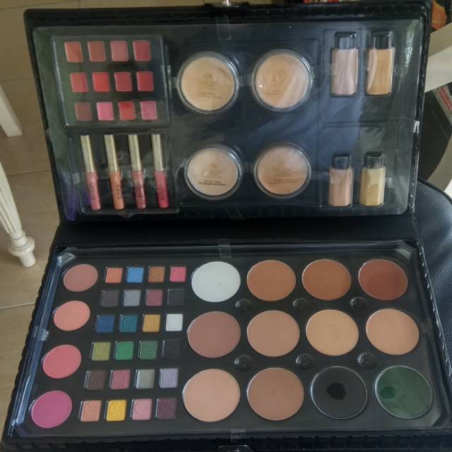 Sariayu Make Up Palette 2013