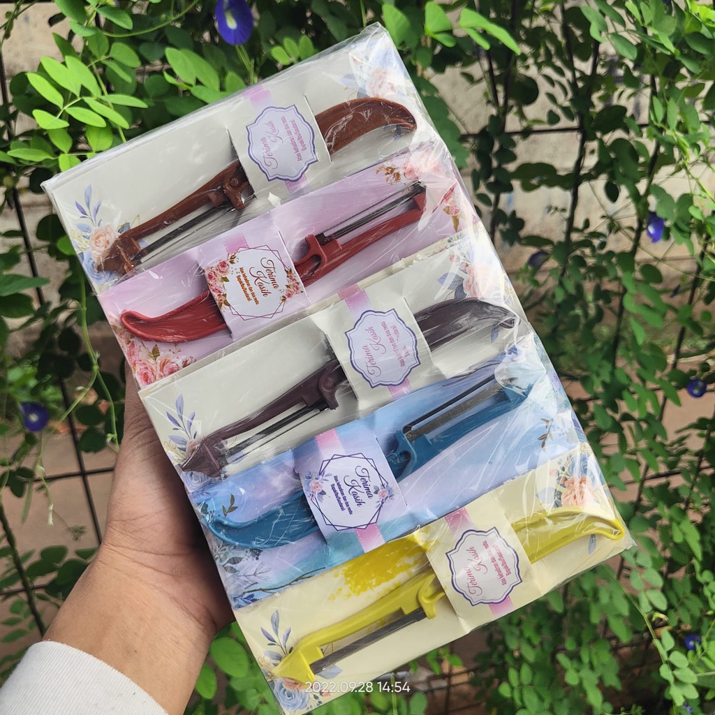 50 PCS Souvenir Pengupas BuahKecil / Peeler/ Serutan Buah Alas Shabby Kemas Plastik