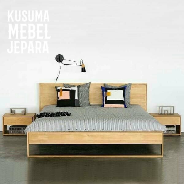 Set Dipan Tempat Tidur Size King Kayu Jati 09 (1 Dipan dan 2 Nakas)