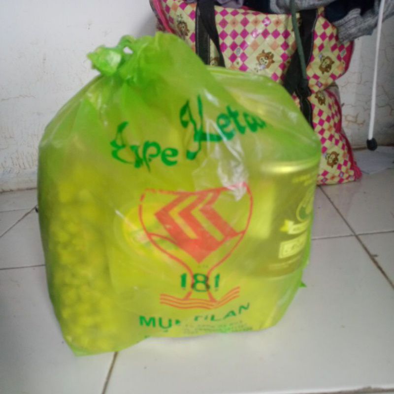 

Paket Makanan