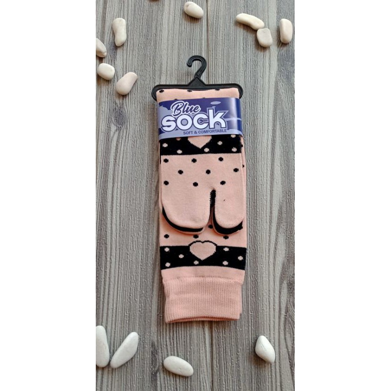 kaos kaki jempol MOTIF POLKALOVE kaoskaki panjang muslimah-Krem