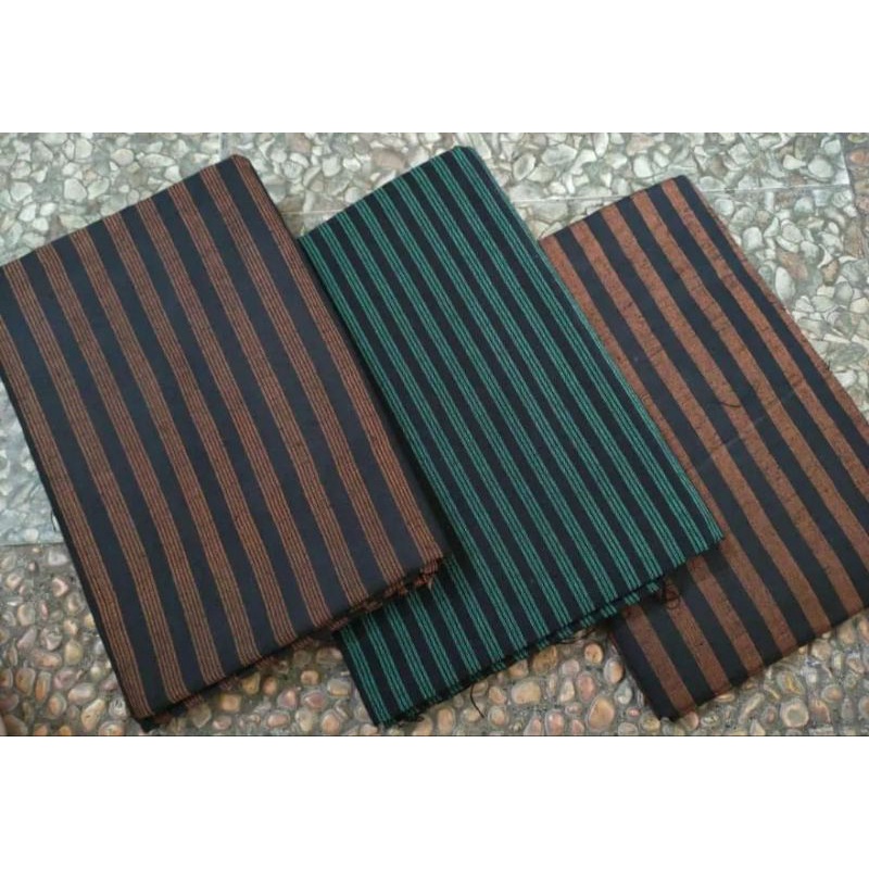 Kain tenun lurik asli garis besar coklat hijau