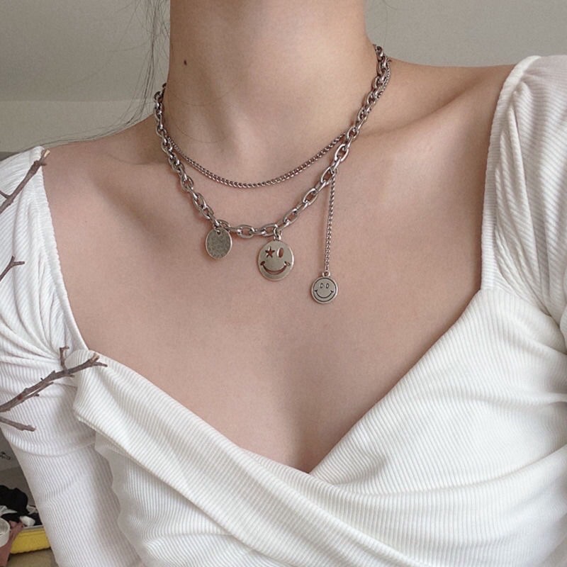 Smiley multilayer necklace