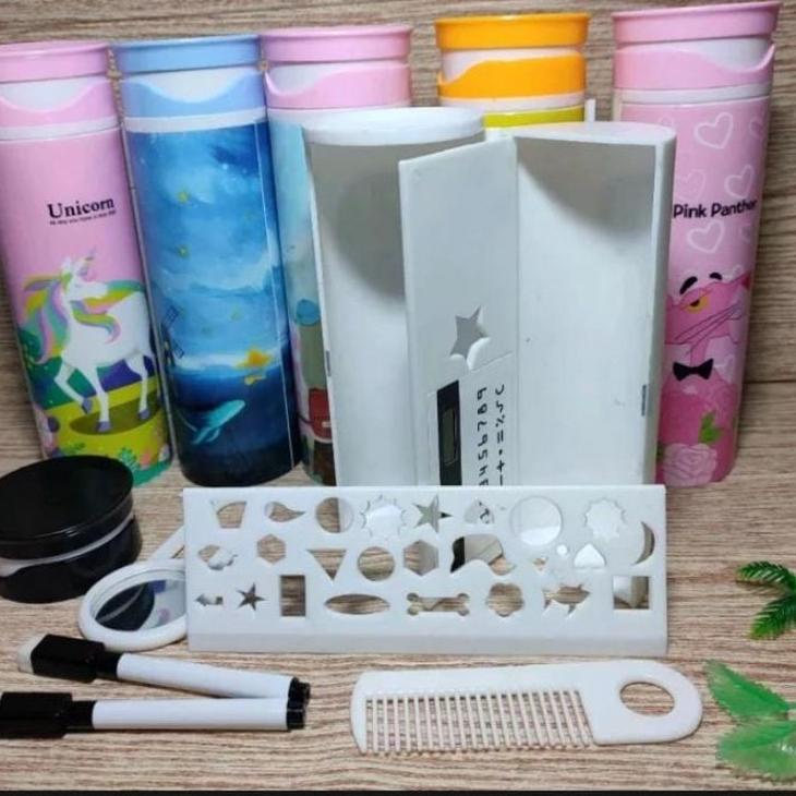 

[PRODUK 0Z89E] Tempat pensil bentuk tabung karakter, ada whiteboard, kalkulator, spidol dan cermin RRR