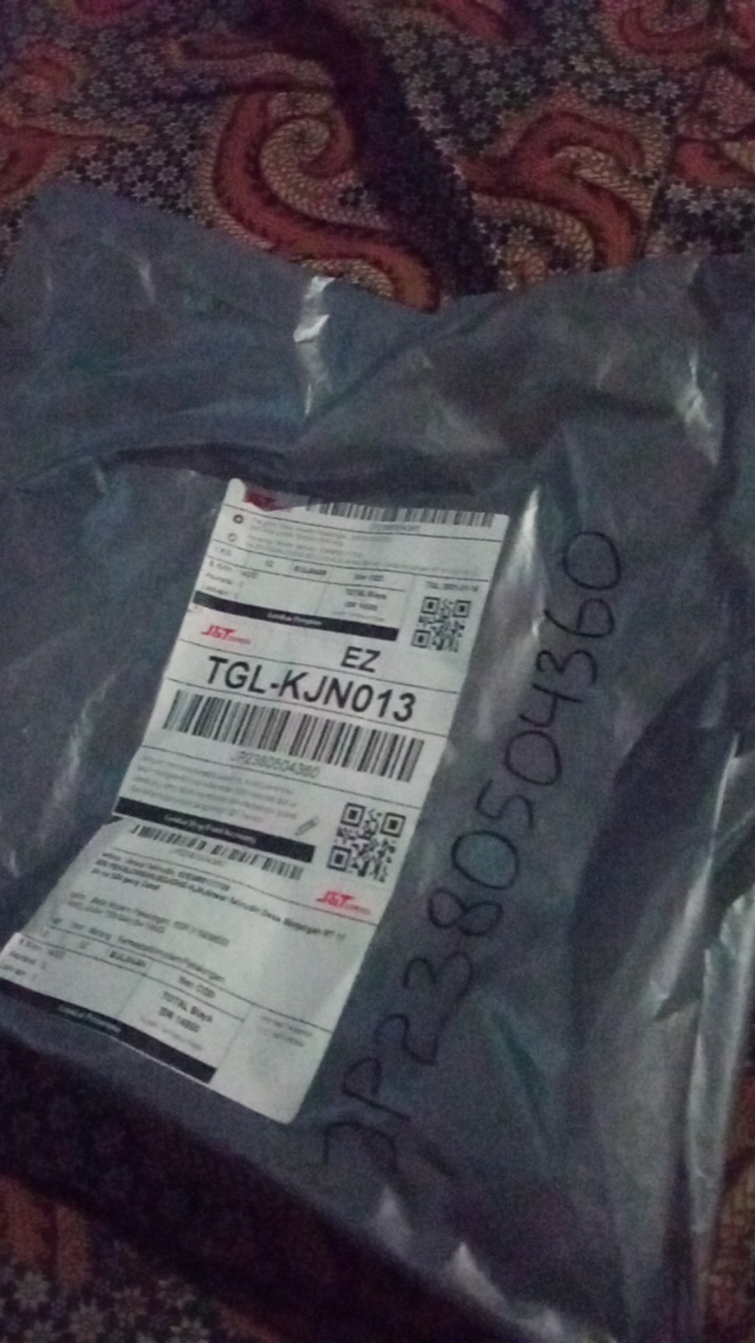 Kemejabatikmodernpekalongan