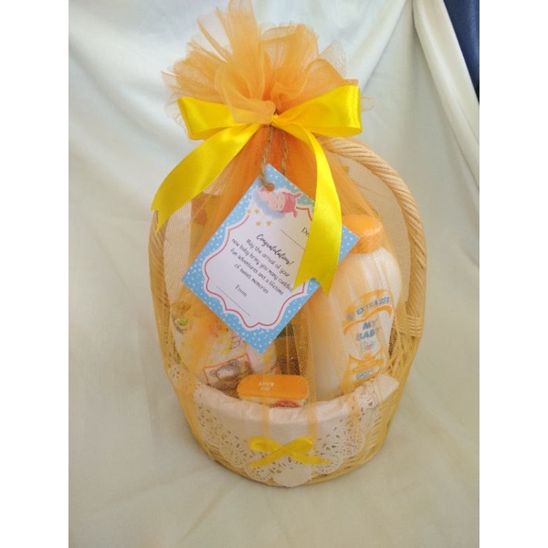 

paket hampers baby kado kekinian.