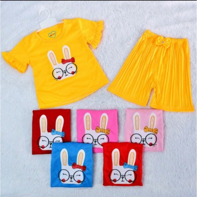 SETELAN ANAK PLISKET