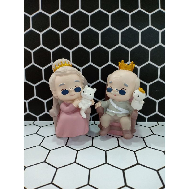 pajangan kakek nenek/kakek nenek