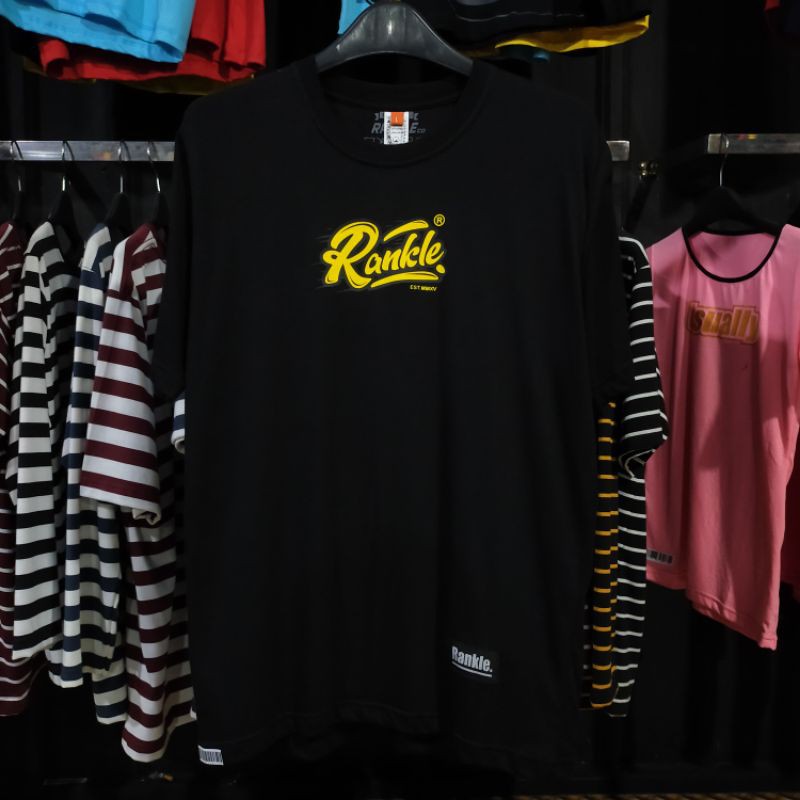 Kaos Distro/Kaos Distro Pria/Baju Distro/Baju Distro Pria/Baju Distro Cowo