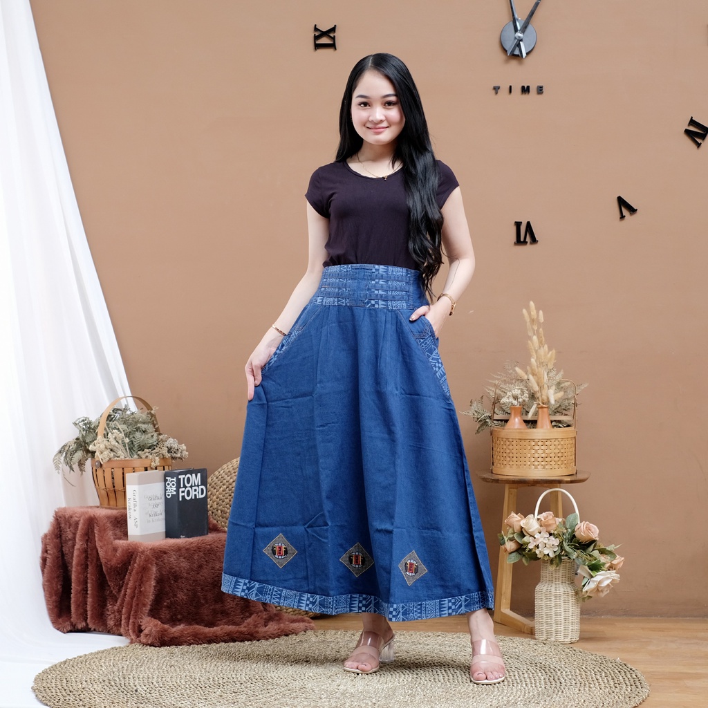Rok Jeans Wanita / Rok Panjang Wanita / Rok Bordir Wanita / Jeans Murah / Rok Murah / Rok Bordir Mot