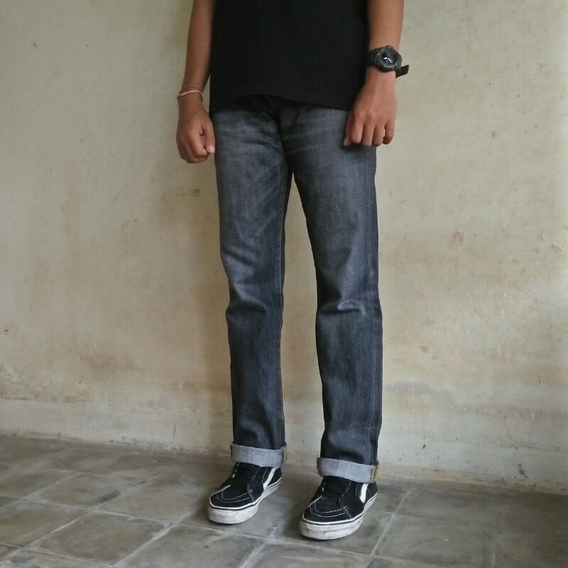 LP UNIQLO JEANS | SECOND