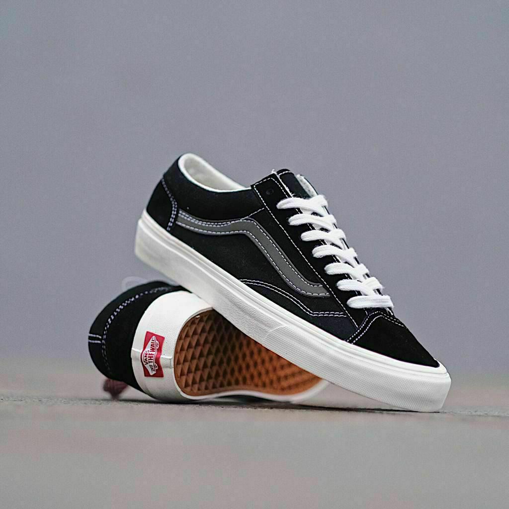 Vans Style 36 Vintage Sport Black Blanc de Blanc