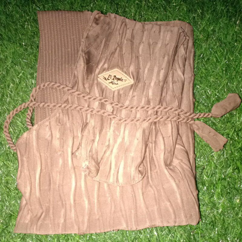 NURI (Plisket gelombang tali Rara full belakang)ORI Elroyale hijab-Moca