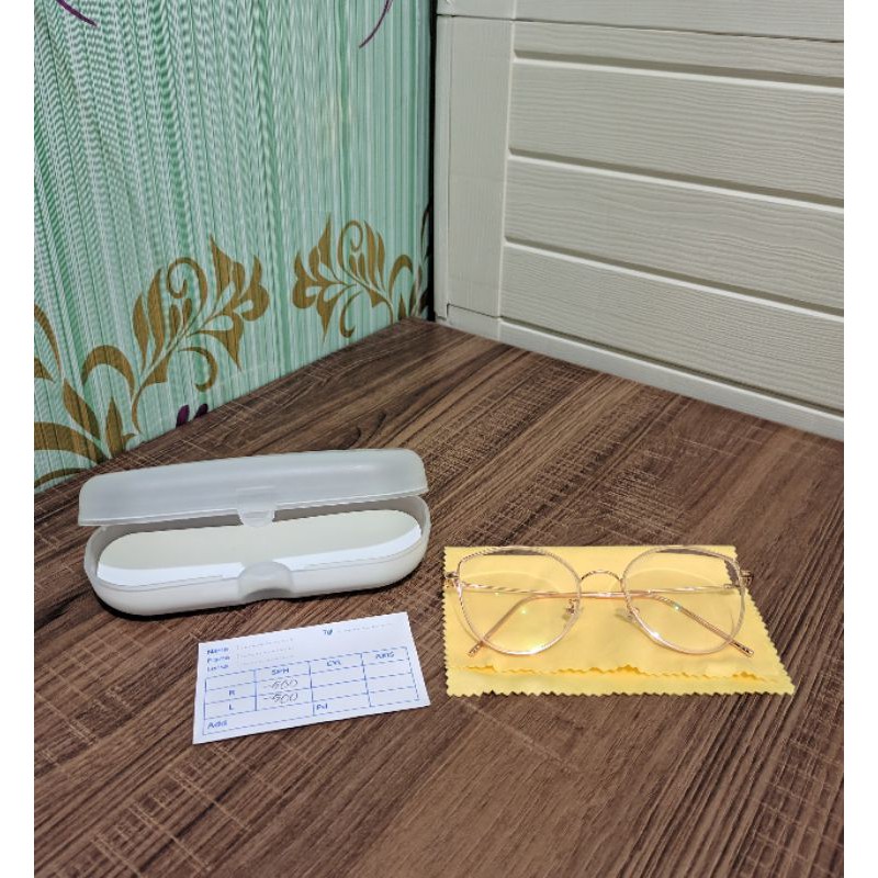 Kacamata Besi Gold Rose