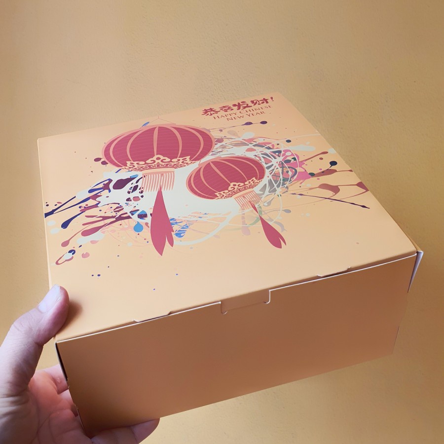 

(5 Pcs) Dus Imlek Sincia Box Packaging Parcel Hampers CNY Kardus Kue Bolu Chinese New Year Ukuran 22x22x10 cm
