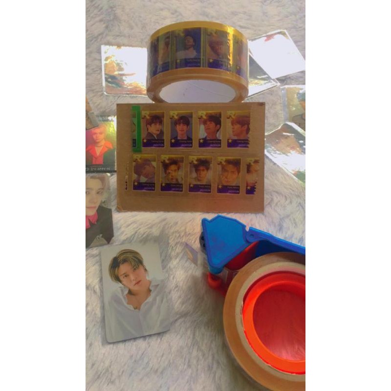 

Masking tape Valentine Boy alias Jung Jaehyun