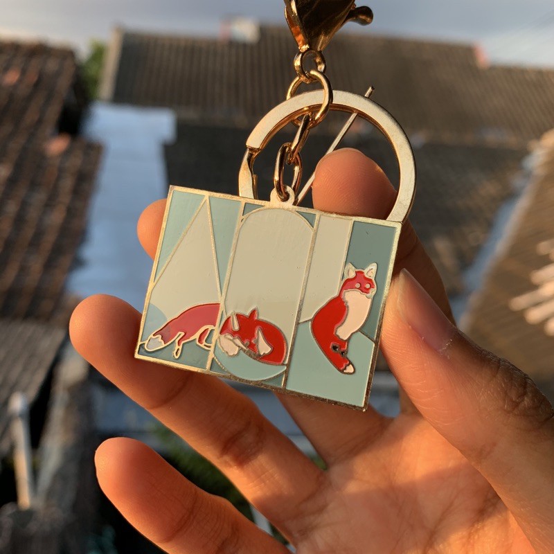 SHINee Enamel Keychain Pearl Aqua TSOL