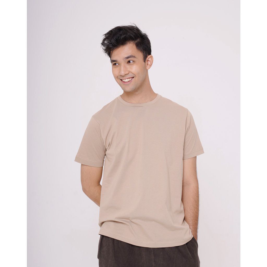 JAYA.Co Kaos Pria Cotton Combed (kerah pakai Rib) / Kaos Polos Unisex Size M-XXL Good quality