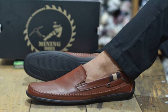 SEPATU SLIP ON PRIA FORMAL SANTAI KERJA ORIGINAL