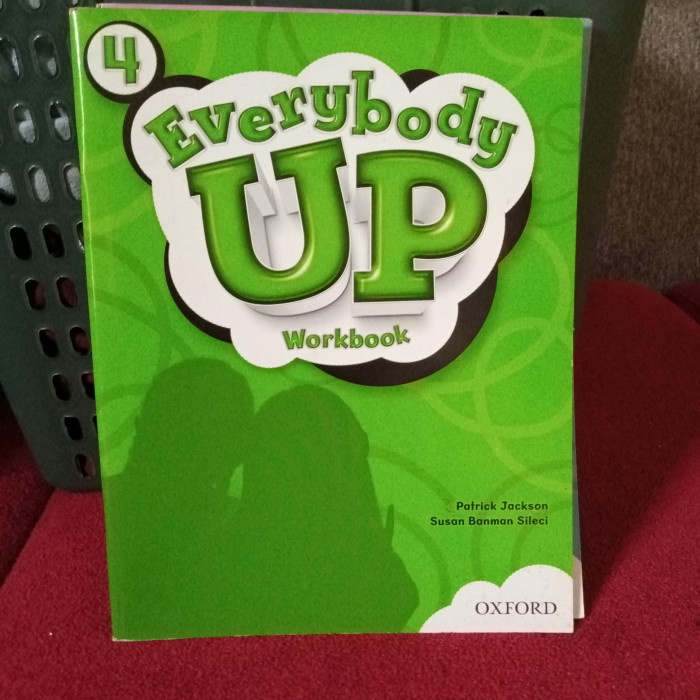Cine | Everybody Up Workbook (Original) - Level 4 Kekinian Terlaris